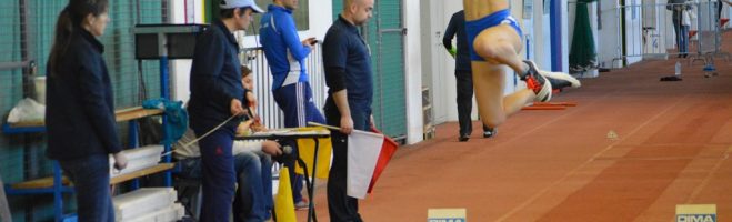 Dvojna zmaga  v teku na 60 m na dvoranskem prvenstvu za starejše mladinke